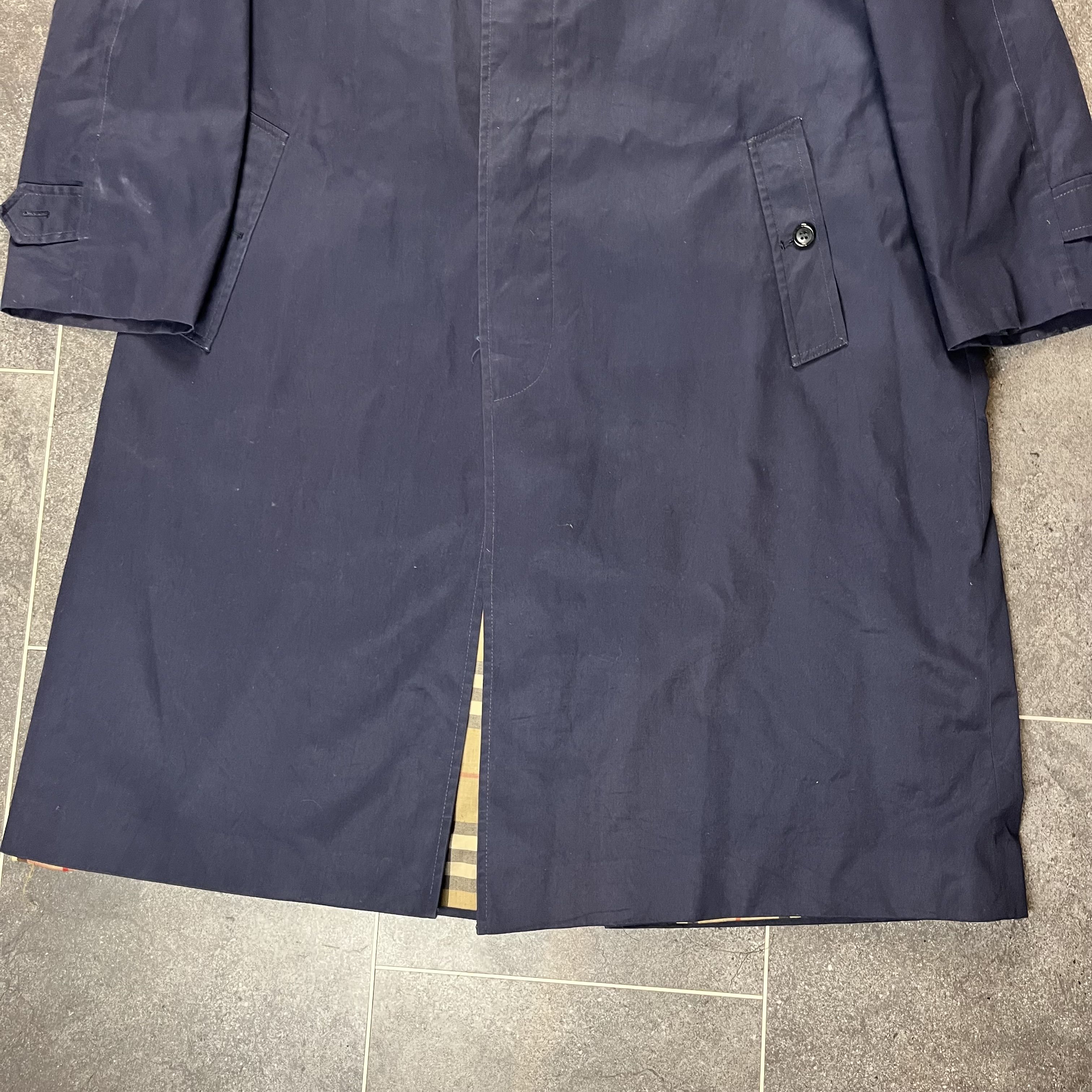 Burberry’s Harrods Made in England Trench Coat Jacket Nova Check - size Large - Picture 5 of 10