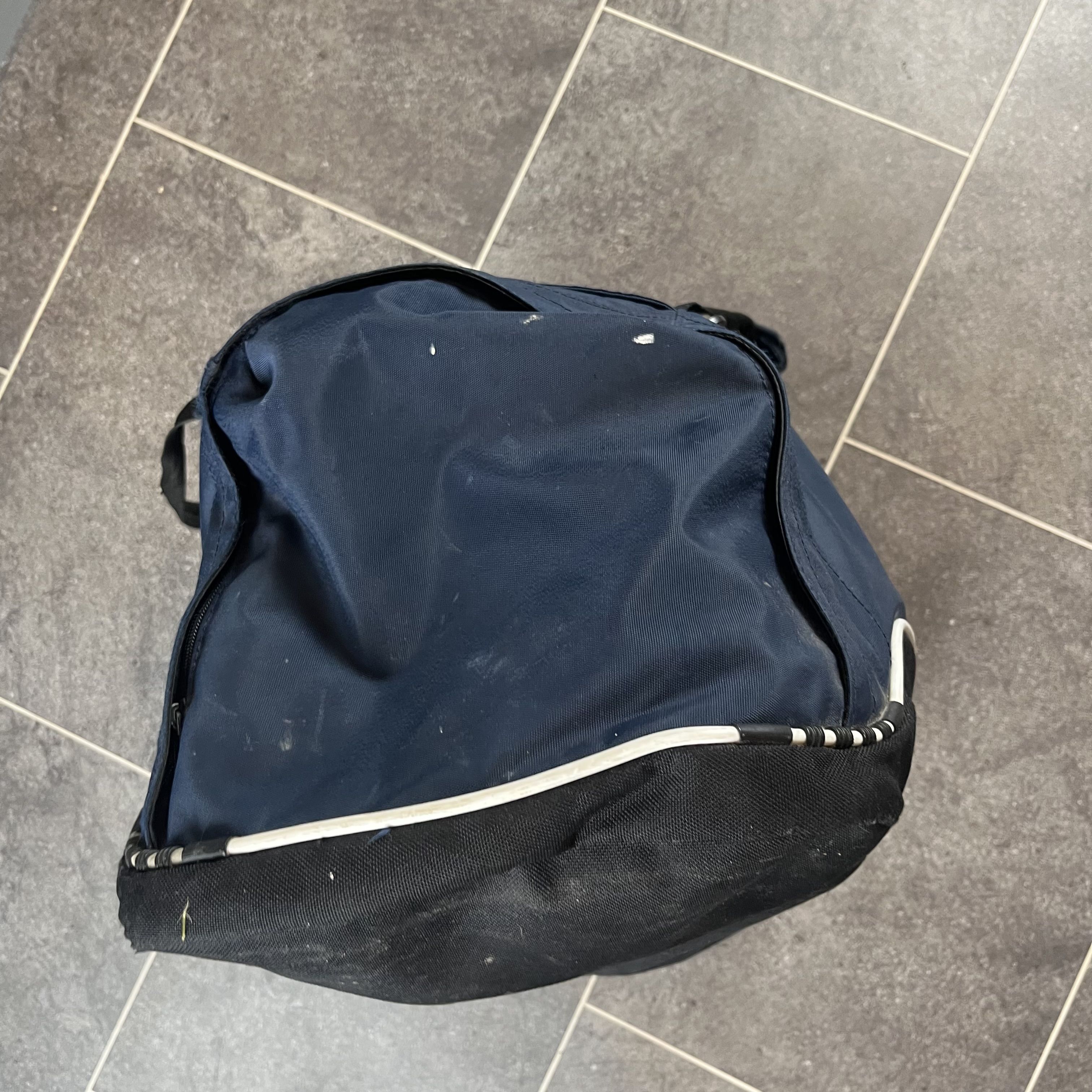 Nike Gym Bag Hold-all Navy Luggage Large - Picture 5 of 9