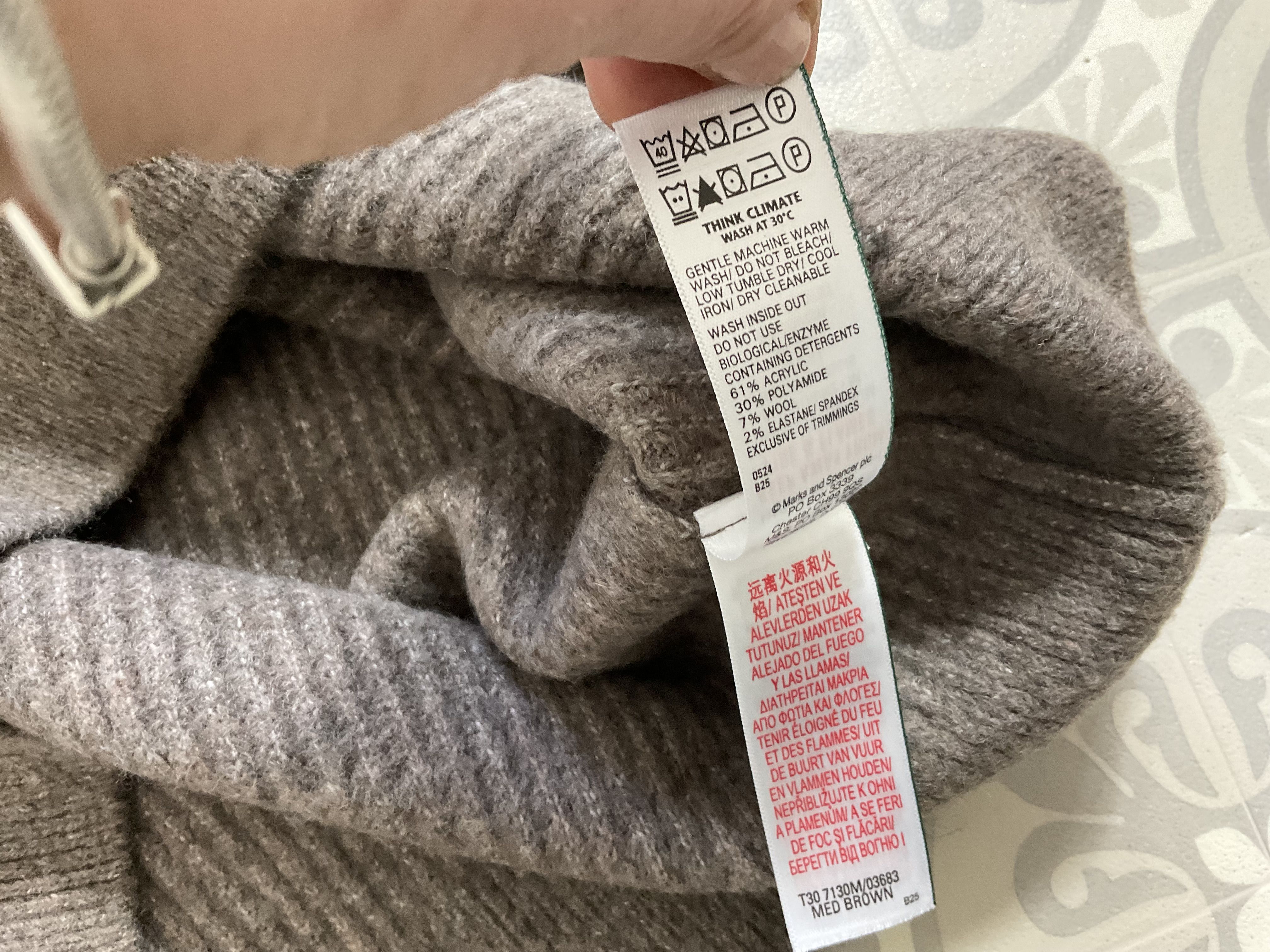 Maglione pullover nuovo con etichette Marks & Spencer med marrone contenuto lana M UK nuovo - Foto 9 di 9