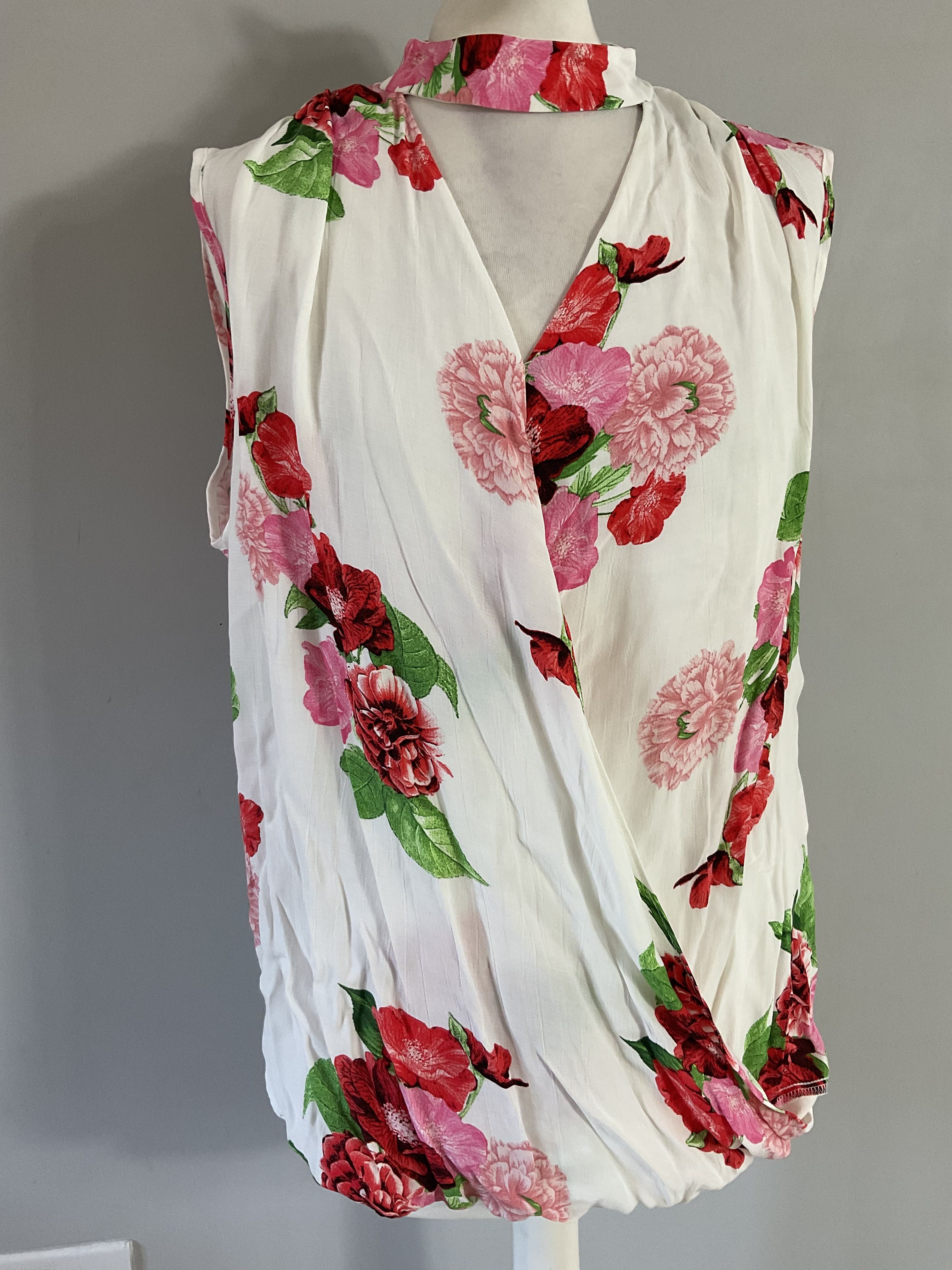 Dorothy Perkins Blanco Rojo Estampado Floral Gargantilla Cuello Envoltura Top Sin Mangas Reino Unido 16